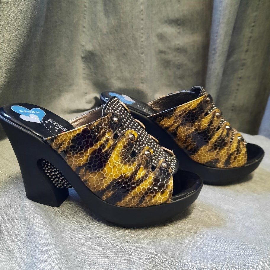 Kiss Kiss Shoes 49 08 Sutton Consignment Emporium